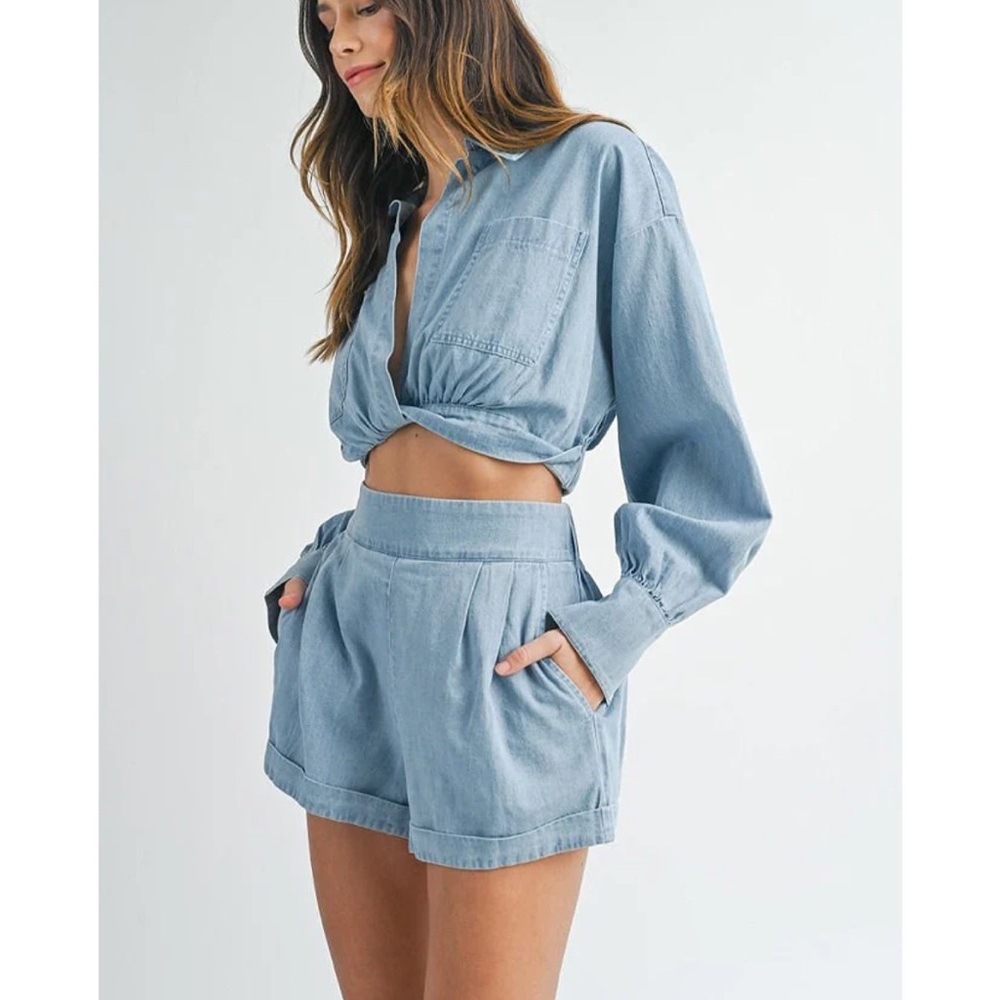 NEW Mable Chambray Twist Front Top & Shorts Set - Picture 3 of 6